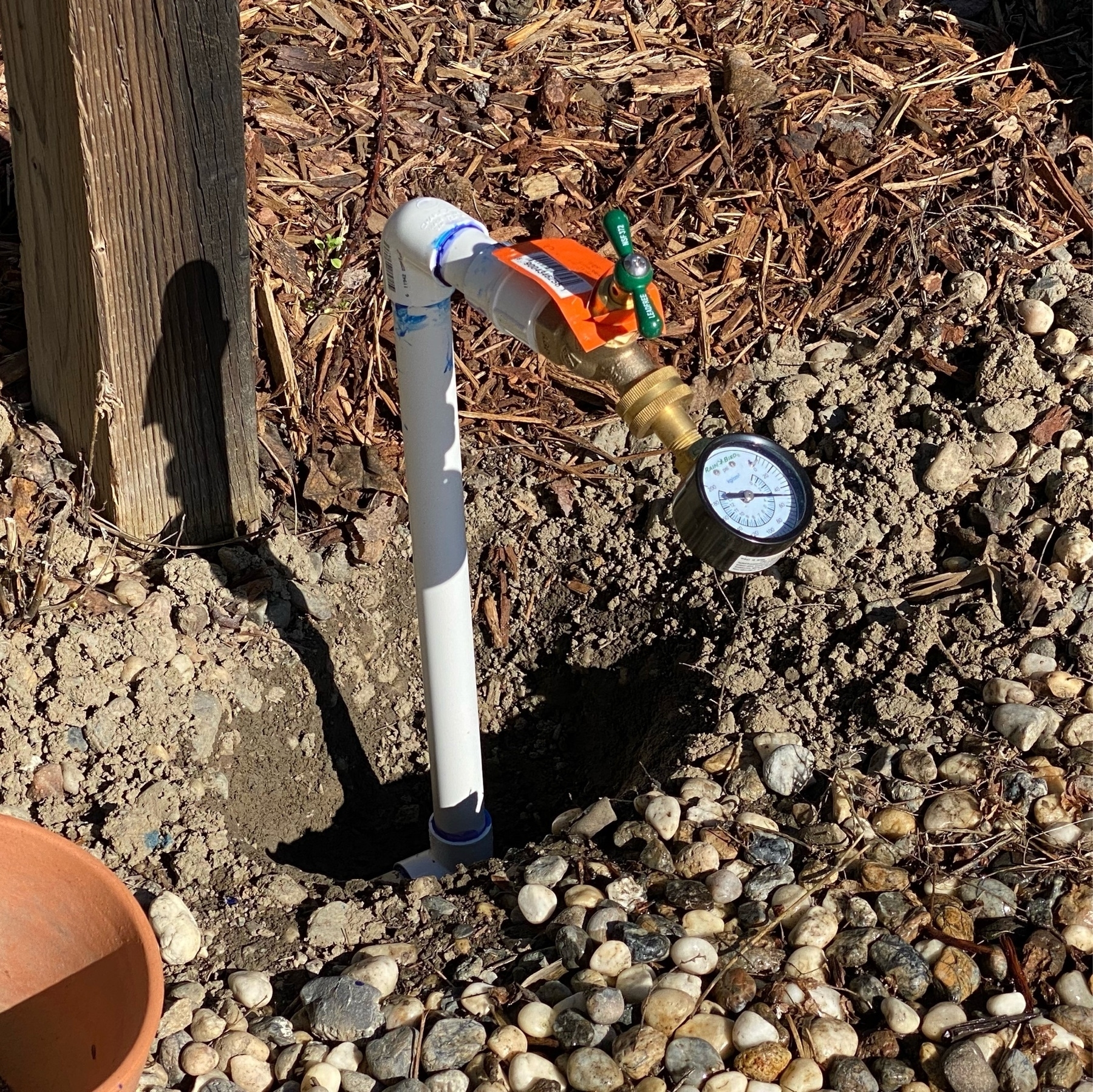 water pressure gauge on new hose bibb.